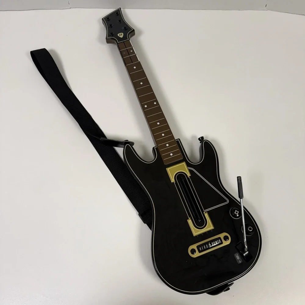 Guitar Hero Live Guitar for XBOX 360/PS4 Black Activison No Dongle Model 0000654